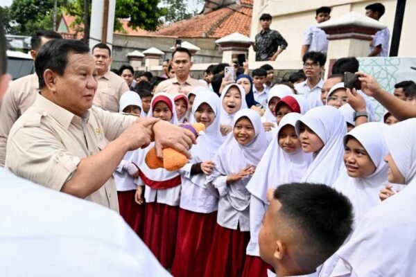 Presiden Prabowo Tegaskan Program MBG Tidak Dipolitisasi