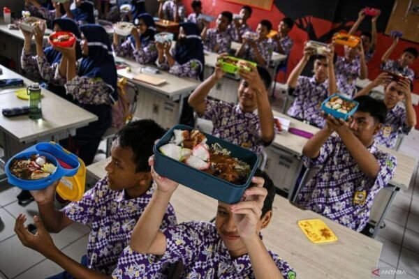 MBG, Bukti Nyata Semangat Sumpah Pemuda dalam Membangun Bangsa